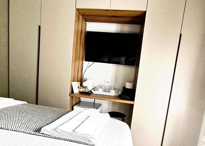 Guest house Bonbon And 2*